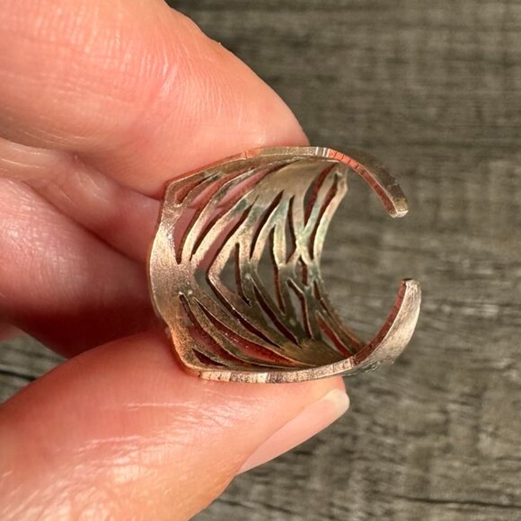 Y2K Boho Rose Gold-Tone Adjustable Statement Ring – Cutout Wide Band - Picture 14 of 16